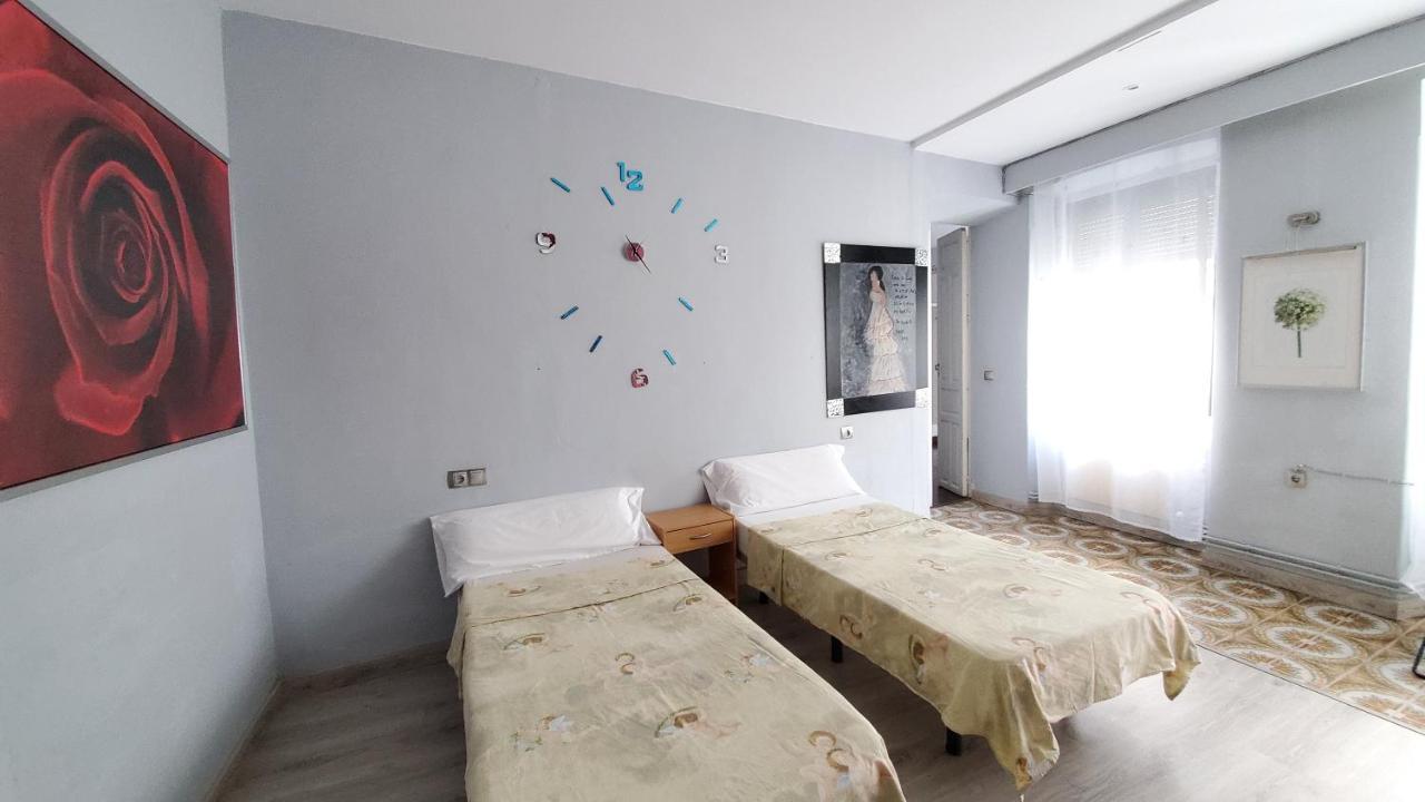 Hostal Martes Caceres Plaza Mayor - Tercer Piso Sin Ascensor Exterior foto