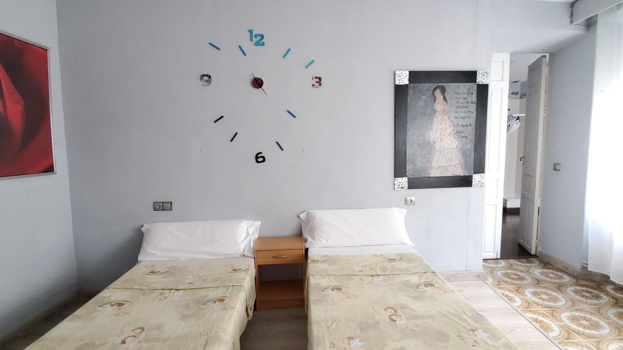 Hostal Martes Caceres Plaza Mayor - Tercer Piso Sin Ascensor Exterior foto
