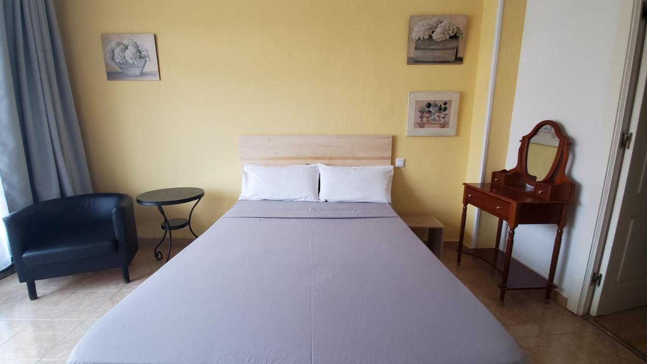 Hostal Martes Caceres Plaza Mayor - Tercer Piso Sin Ascensor Exterior foto